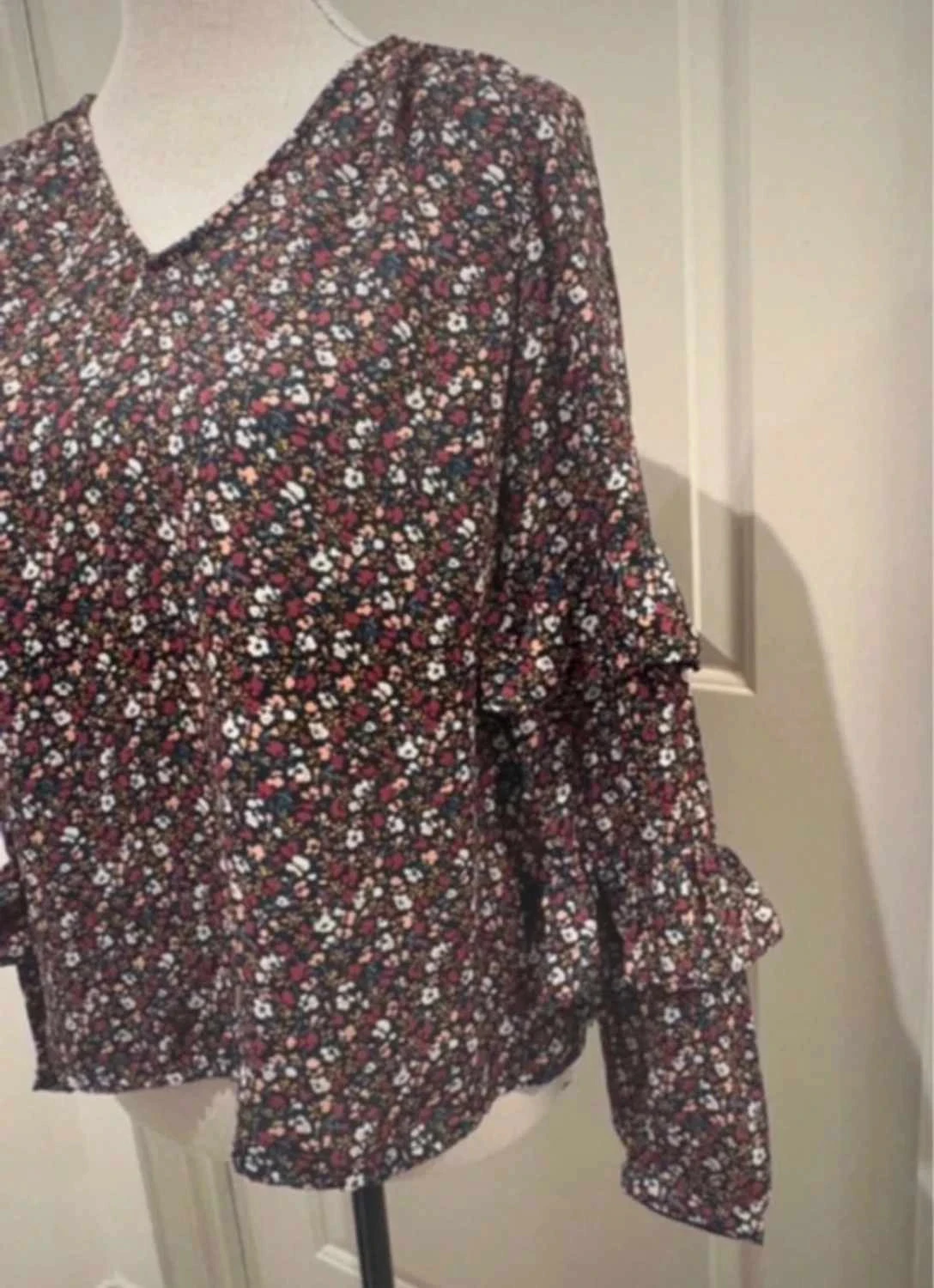 Blouse à fleurs camaïeu taille S – photo 2